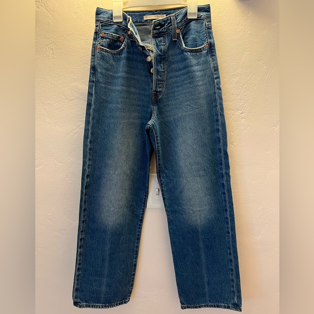 Levi’s Ribcage Straight Ankle